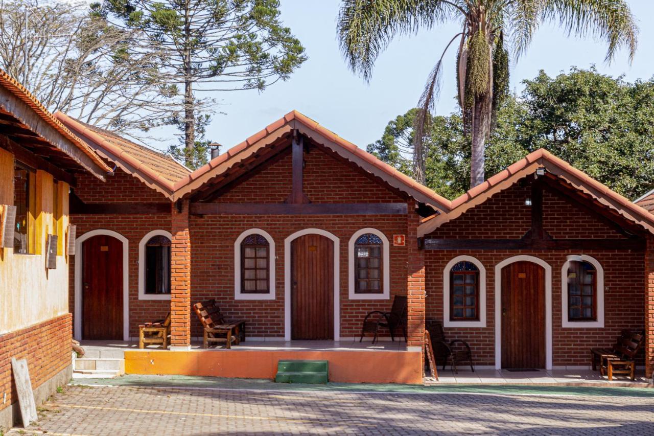 Pousada Bezerra Nazaré Paulista Exterior foto